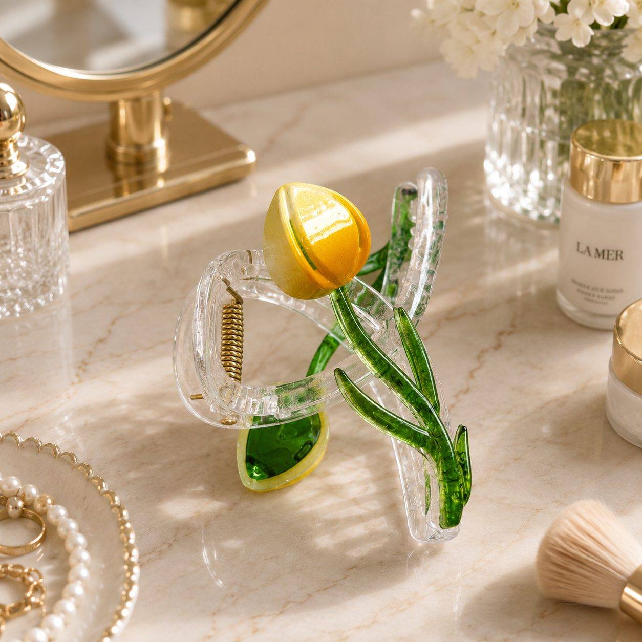 Korean-style tulip flower hair claw clip features a transparent, clear acrylic base